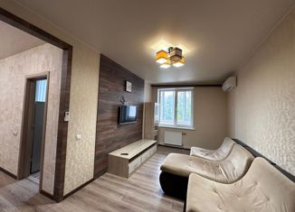 2-ком. квартира в аренду, 70 м2, Керчь, улица Комарова, 6