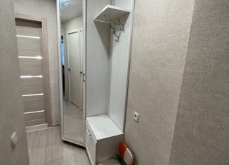 Продаю 2-ком. квартиру, 40.4 м2, Ливны, улица Дзержинского, 107