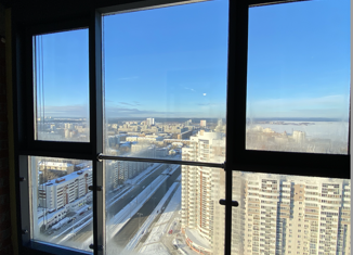 Двухкомнатная квартира на продажу, 87 м2, Екатеринбург, метро Площадь 1905 года