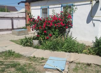 Продажа 3-ком. квартиры, 52.8 м2, Ахтубинск, улица Менделеева, 61