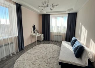 Продажа 3-ком. квартиры, 70 м2, Омск, улица 1-я Красной Звезды, 79, ЖК Созвездие