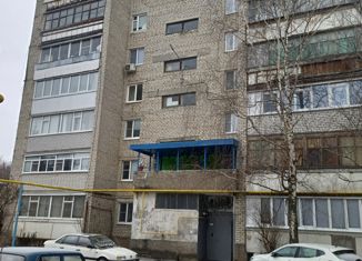 Продается трехкомнатная квартира, 58 м2, Новомичуринск, улица Строителей, 31
