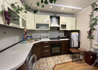 Продажа 4-ком. квартиры, 101 м2, Ейск, Красная улица, 55