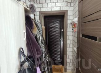 Продам двухкомнатную квартиру, 42.2 м2, посёлок городского типа Липовцы, Октябрьская улица, 20