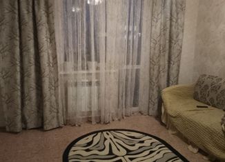 Продается двухкомнатная квартира, 49 м2, Чистополь, улица Полющенкова, 28/4