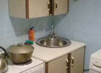 Продажа трехкомнатной квартиры, 52 м2, Москва, Загорьевская улица, 10к2, Загорьевская улица