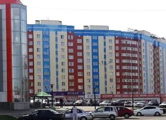 Продам 2-комнатную квартиру, 56.1 м2, Сосновоборск, улица Ленинского Комсомола, 37