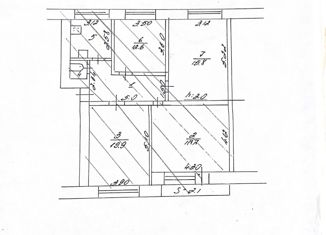 Продаю 4-комнатную квартиру, 83.7 м2, Клинцы, Октябрьская улица, 35