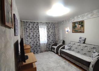 Продам 2-комнатную квартиру, 42 м2, Омск, улица Химиков, 48