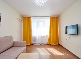 Продам четырехкомнатную квартиру, 61 м2, Новосибирск, улица Ватутина, 65, метро Студенческая