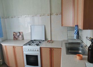 2-ком. квартира в аренду, 54.5 м2, Чапаевск, улица Ленина, 100