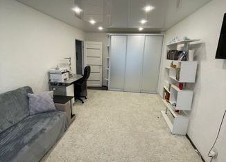 Продается 1-ком. квартира, 32.2 м2, Екатеринбург, улица Пионеров, 3, улица Пионеров