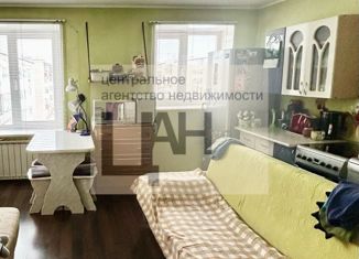 Продажа 3-комнатной квартиры, 59.4 м2, Карпинск, улица Лермонтова, 17