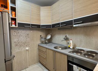 Продам 1-ком. квартиру, 52 м2, Краснодар, Кубанская улица, 45к1, Кубанская улица