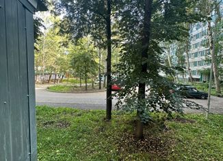 Продаю 3-ком. квартиру, 58 м2, Набережные Челны, проспект Мира, 22