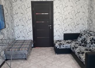 Продам 3-ком. квартиру, 56.8 м2, Бакал, улица Калинина, 7