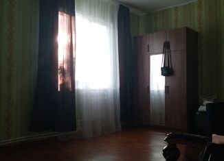 1-комнатная квартира на продажу, 42 м2, поселок городского типа Рамешки, улица Деревцова, 38