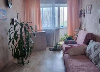 Продаю 2-комнатную квартиру, 40 м2, Ачинск, улица Кирова, 38