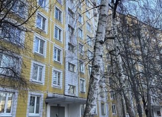 Продажа 1-ком. квартиры, 32.7 м2, Москва, Новоясеневский проспект, 13к1, метро Ясенево