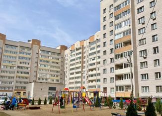 Продается 2-комнатная квартира, 52 м2, Смоленск, улица Матросова, 18, Ленинский район
