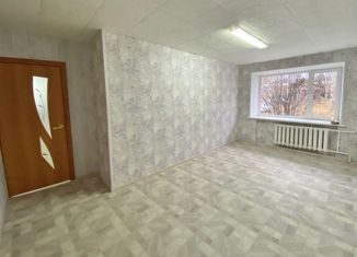 Продажа 3-комнатной квартиры, 57.2 м2, Красавино, Дачная улица, 10А