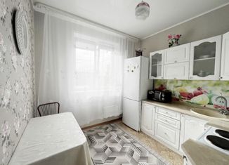 Продаю однокомнатную квартиру, 35.8 м2, Черногорск, Юбилейная улица, 32к1