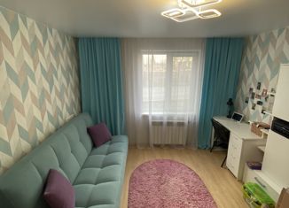 Продажа 2-комнатной квартиры, 43.7 м2, Сысерть, микрорайон Новый, 19