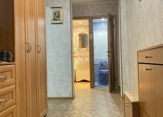 Двухкомнатная квартира на продажу, 47 м2, Калужская область, улица Дзержинского, 98