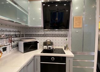 Продажа четырехкомнатной квартиры, 80.1 м2, Дальнегорск, Набережная улица, 17