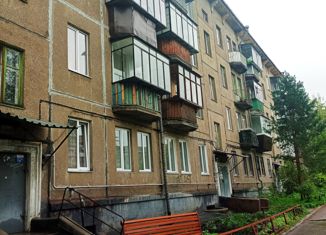 Продается однокомнатная квартира, 32 м2, Челябинская область, Октябрьская улица, 16