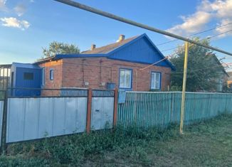 Продажа двухкомнатной квартиры, 37.4 м2, село Приютное, улица Ленина, 37