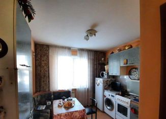 Продается 3-комнатная квартира, 58.1 м2, Ангарск, 18-й микрорайон, 2