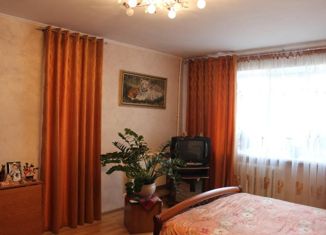 Продается 3-ком. квартира, 60 м2, Мензелинск, улица Габдуллы Тукая, 59