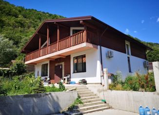 Продаю дом, 190 м2, посёлок городского типа Красная Поляна, Дальняя улица