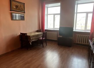 Продам 4-комнатную квартиру, 110 м2, Улан-Удэ, проспект Победы, 8