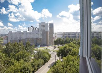 Продам 2-ком. квартиру, 45 м2, Барнаул, Павловский тракт, 60А, Индустриальный район