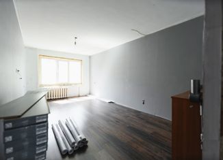 Продам 2-ком. квартиру, 46 м2, Петропавловск-Камчатский, Ботанический переулок, 9