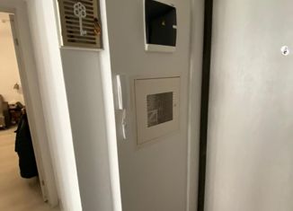 2-комнатная квартира на продажу, 56 м2, Москва, Ереванская улица, 8, Ереванская улица