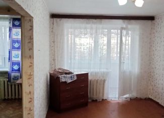 Сдается однокомнатная квартира, 30 м2, Оренбургская область, улица Берёзка, 2