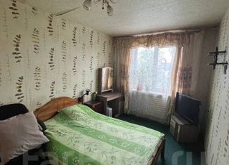 Продаю 3-комнатную квартиру, 61 м2, Владивосток, Первореченский район, улица Карбышева, 34