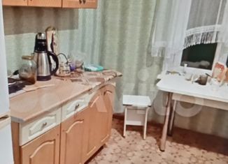 Продажа 2-комнатной квартиры, 42 м2, Серов, Конторская улица, 37