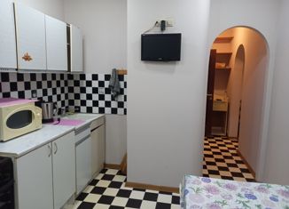 Продам 1-комнатную квартиру, 35.7 м2, Москва, улица Адмирала Лазарева, 28