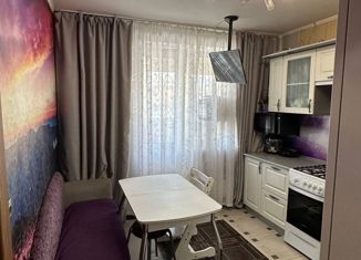 Продаю 1-комнатную квартиру, 38 м2, Петергоф, Парковая улица, 16