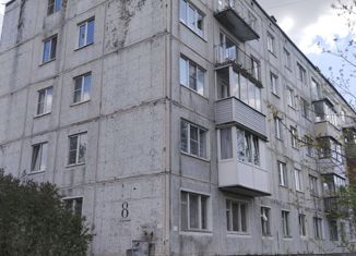 Продам трехкомнатную квартиру, 61.2 м2, городской посёлок Сиверский, Вокзальная улица, 8