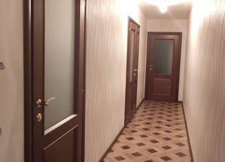 Продаю трехкомнатную квартиру, 78 м2, Екатеринбург, улица Крупносортщиков, 12А, улица Крупносортщиков