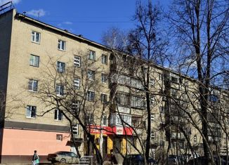 Продажа трехкомнатной квартиры, 60.9 м2, Полевской, Коммунистическая улица, 28