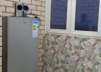 Продаю 2-комнатную квартиру, 46 м2, поселок городского типа Афипский, улица 50 лет Октября, 40/2