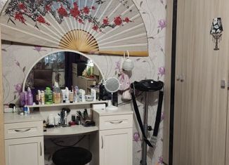 2-комнатная квартира на продажу, 48.9 м2, село Троицкое, Школьный бульвар, 4