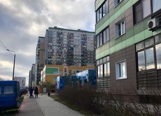 Продажа 2-комнатной квартиры, 63.4 м2, деревня Путилково, Новотушинская улица, 2