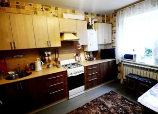 Продажа двухкомнатной квартиры, 53 м2, Киров, Октябрьская улица, 2Б